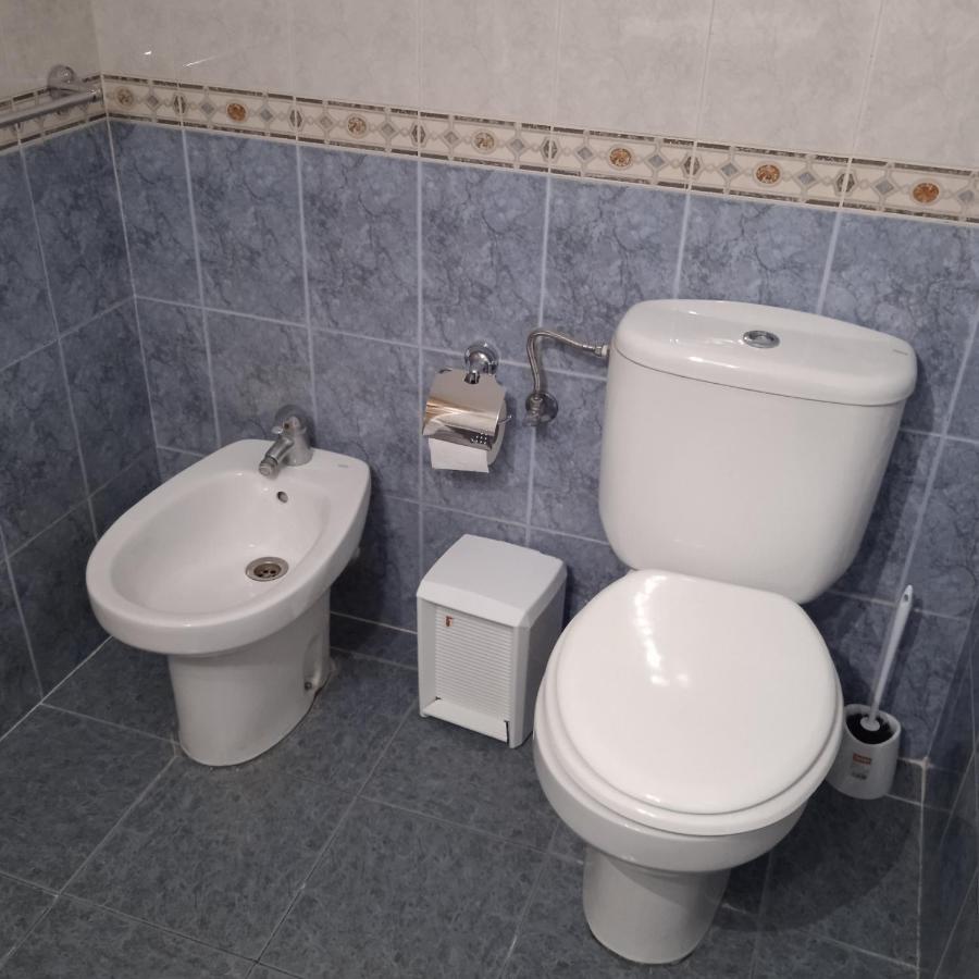 Torremolinos Alquilo Habitacion Con Bano Compartido Y Cocina Compartida Ngoại thất bức ảnh