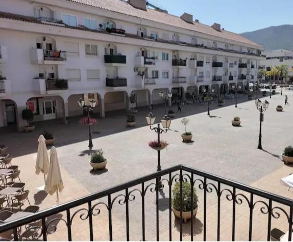 Torremolinos Alquilo Habitacion Con Bano Compartido Y Cocina Compartida Ngoại thất bức ảnh