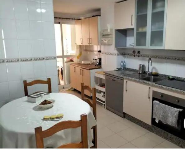 Alquilo Habitaciones Con Bano Y Cocina Compartida Torremolinos Ngoại thất bức ảnh